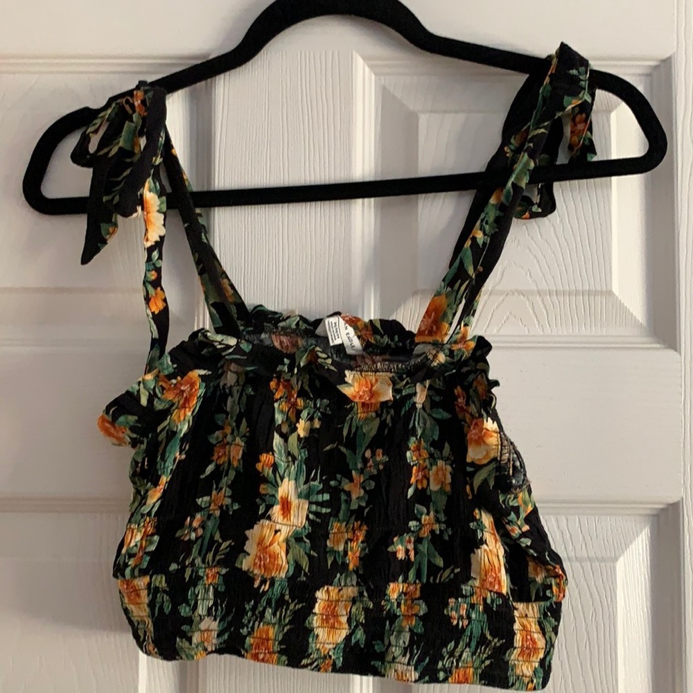 American Eagle Cropped Floral Top with Ties NWOT